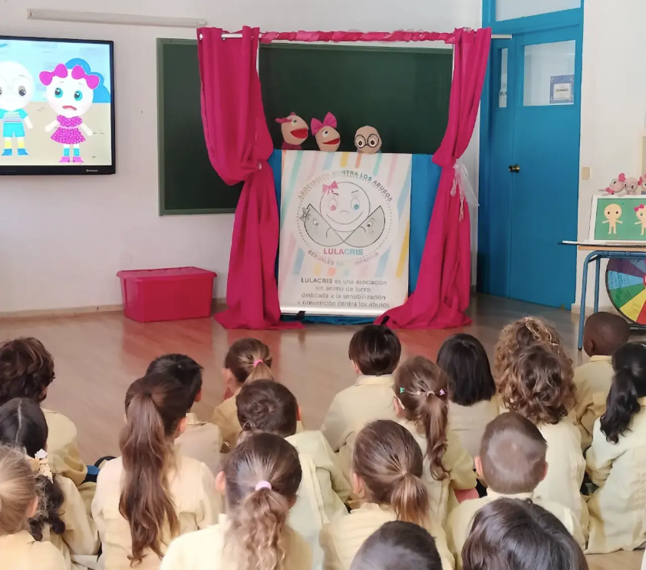 Ayúdanos a llevar talleres de prevención de abuso sexual a las aulas