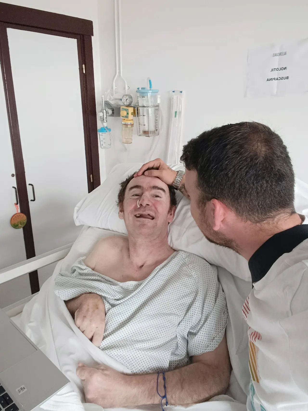 Ayúdanos a devolverle a mi padre la vida que le robaron