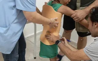 Un billete solidario para 5 niños saharauis con necesidades especiales