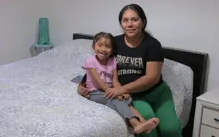 Ayuda para que mi hija vuelva a sonreír sin taparse la boca