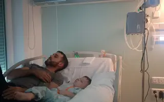 Solo hay 14 casos como Enzo en el mundo. Necesita nuestra ayuda 💙