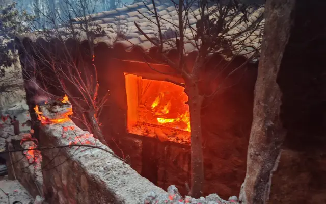 AYUDA A FAMILIA GRAVEMENTE AFECTADA POR INCENDIO NAVAS DEL REY